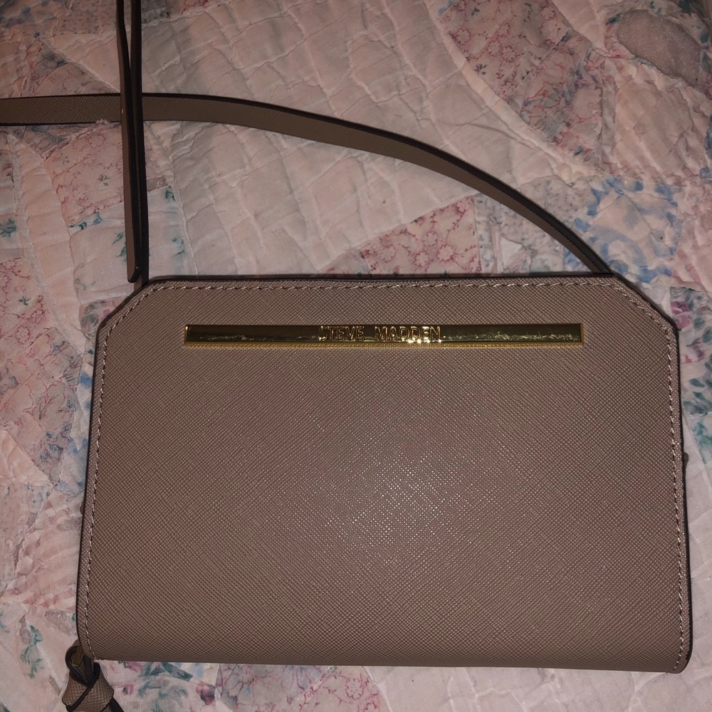 Steve Madden crossbody